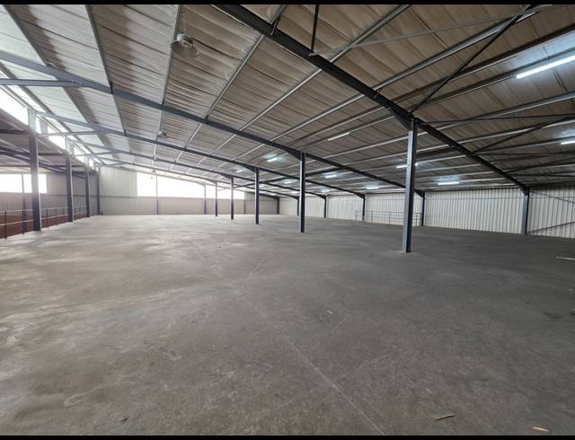 2,849M² WAREHOUSE TO LET IN ORMONDE